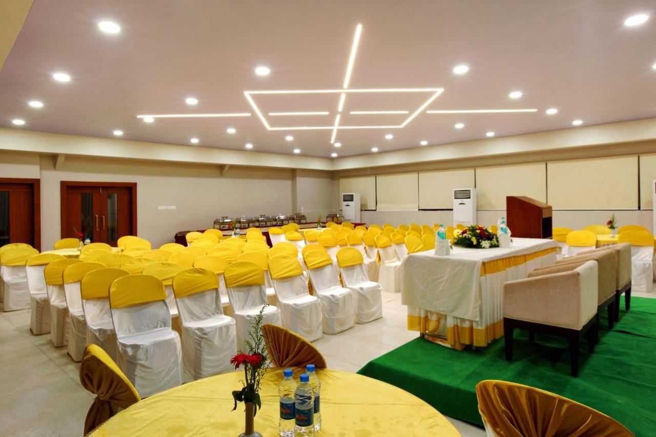 Sreevalsam Residency Kulanada Hotel Tāmarakulam Buitenkant foto