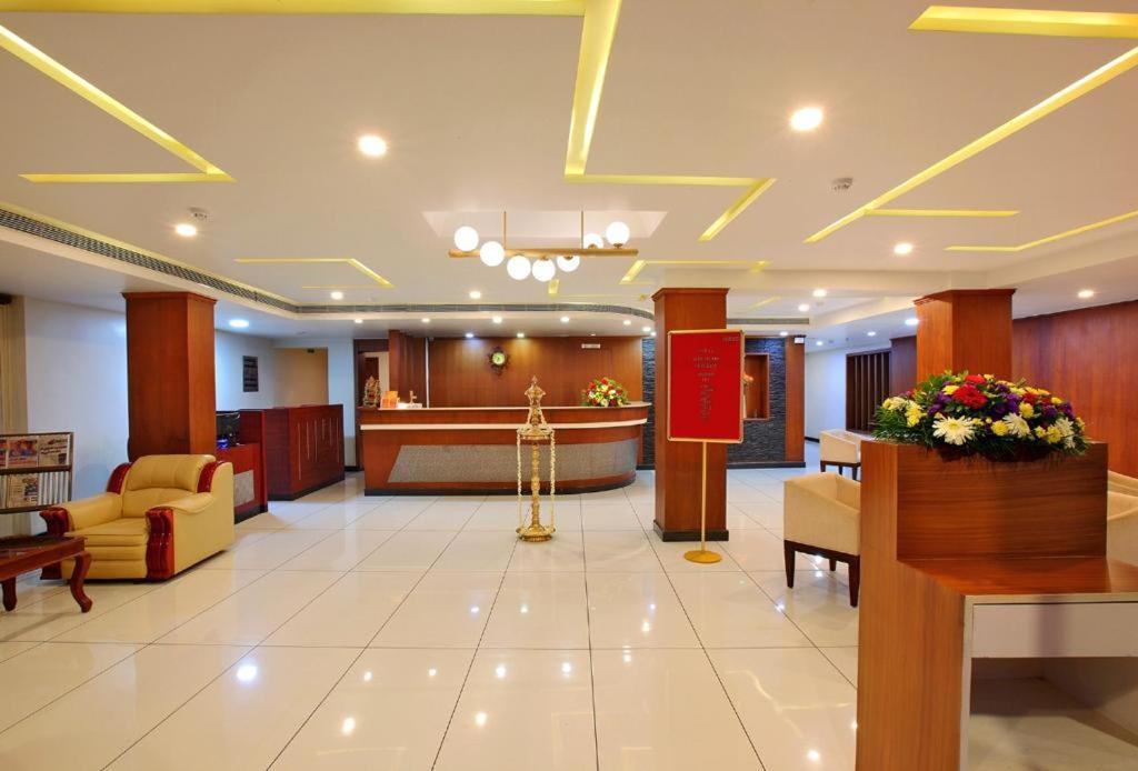 Sreevalsam Residency Kulanada Hotel Tāmarakulam Buitenkant foto